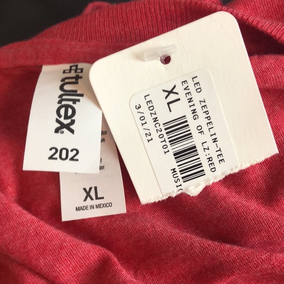 Led Zeppelin T-Shirt XL “an evening with Led Zeppelin 1975” Flag Extra Large NWT - Picture 4 of 5